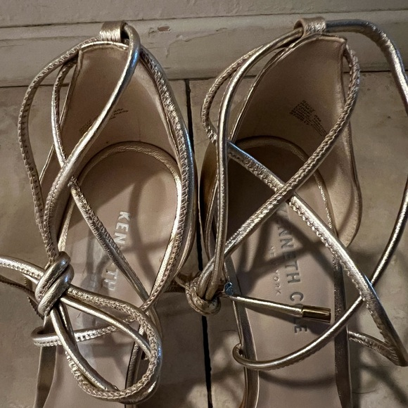 Kenneth Cole Womens Berry Heeled Sandal Ankle Wraparound Strap Size 8 | 3 inch - Picture 7 of 8